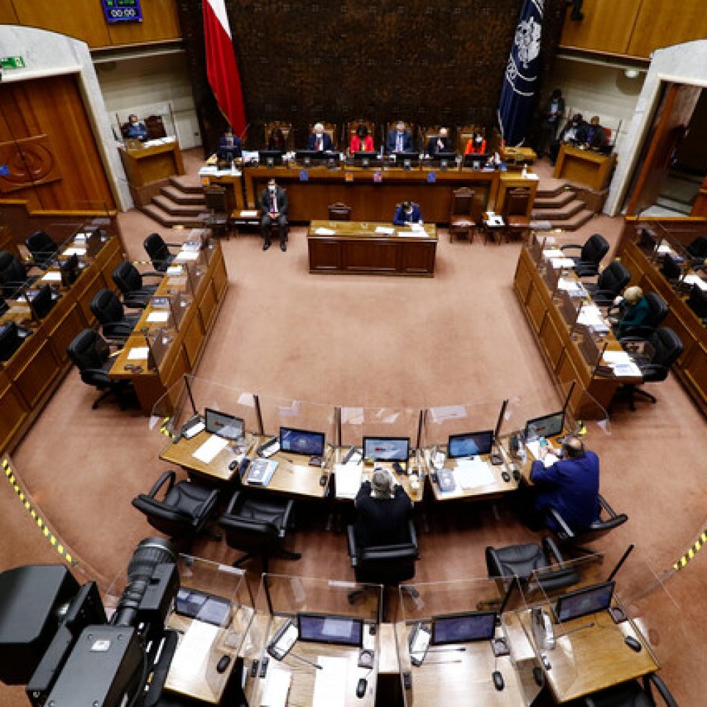 Presentan 14 indicaciones a proyecto sobre cambio de orden de los apellidos