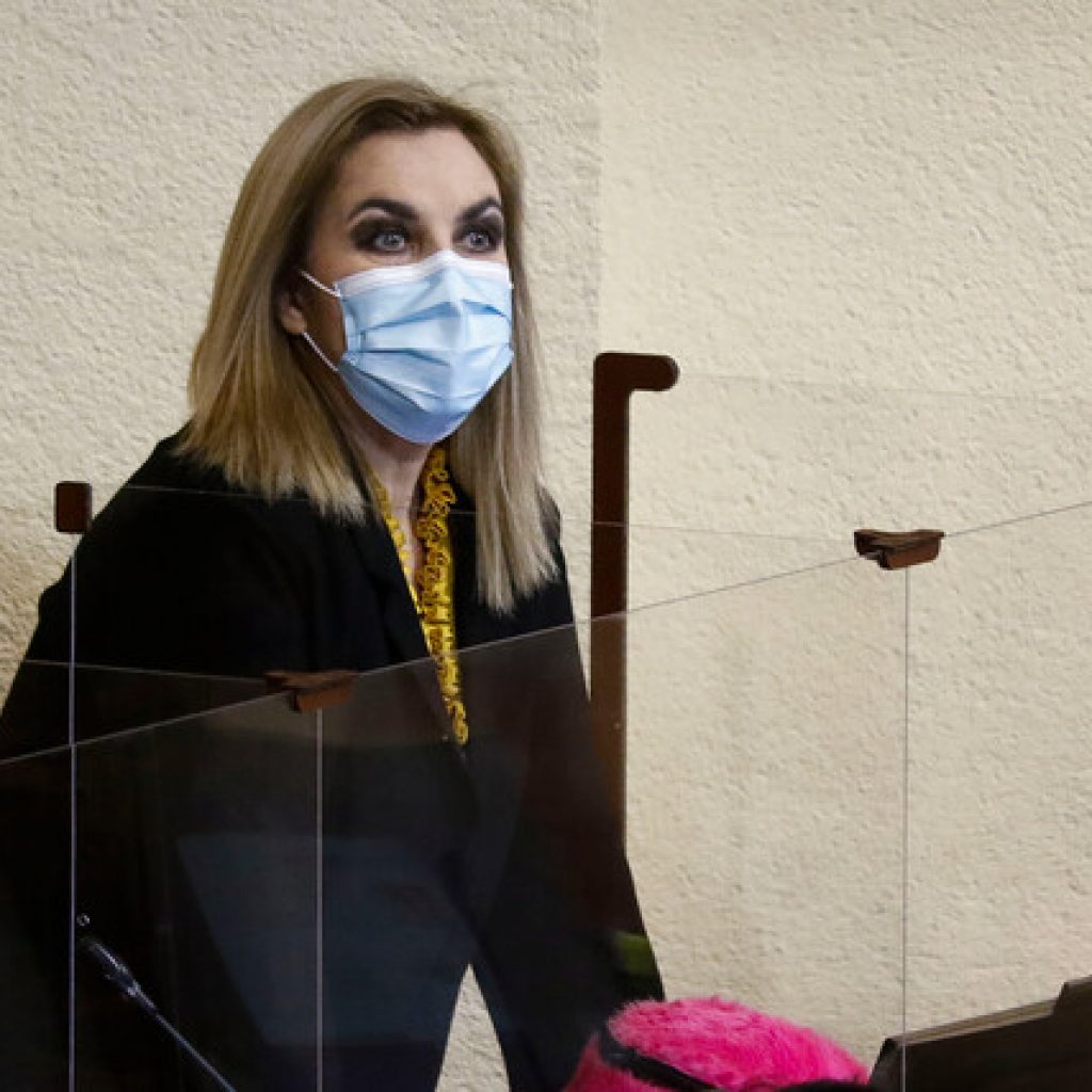 Jiles no presentará candidatura presidencial si Gobierno apoya el tercer retiro