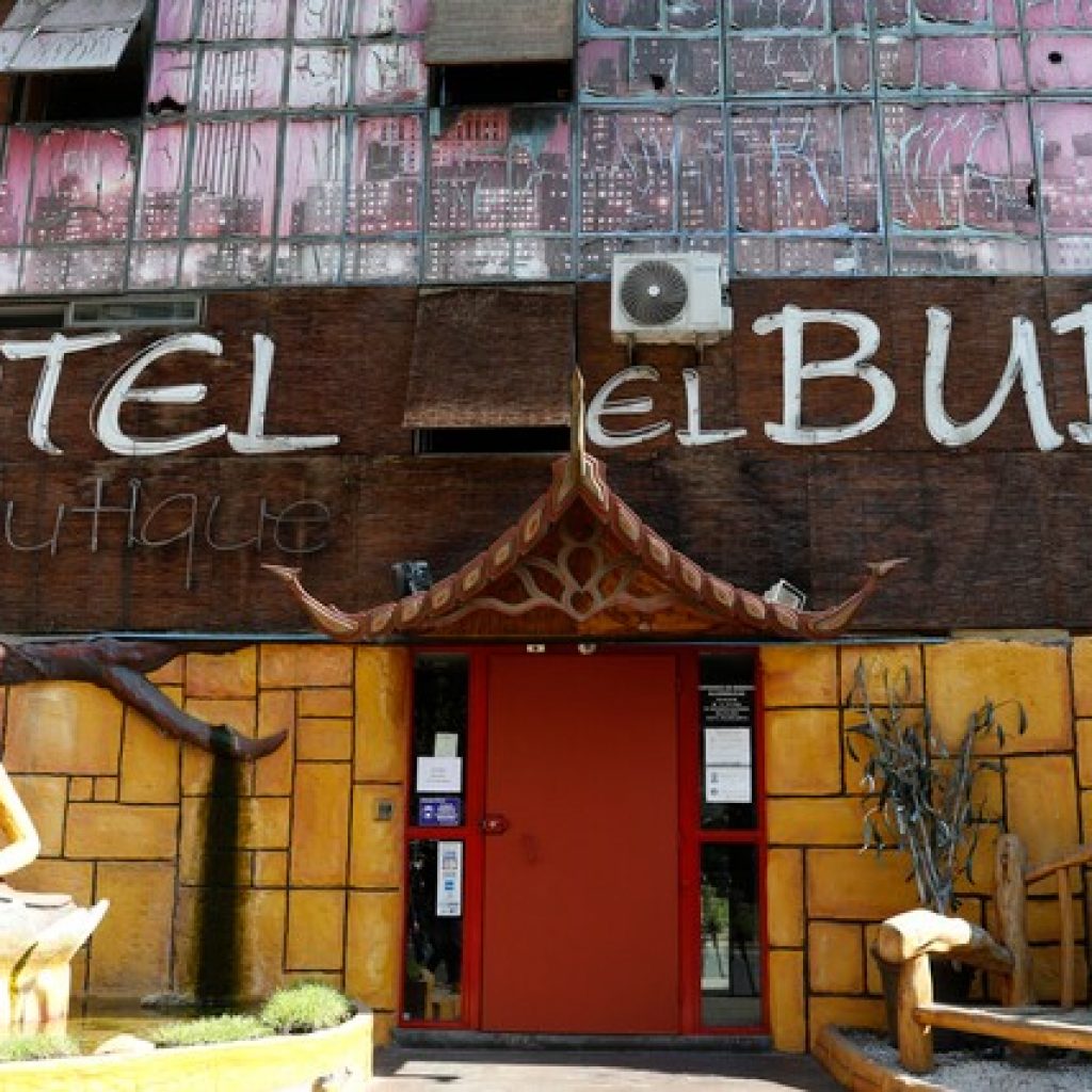 Prohíben funcionamiento de motel en Recoleta por abrir en cuarentena