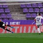 España: Fabián Orellana marcó de penal en derrota de Valladolid ante Granada