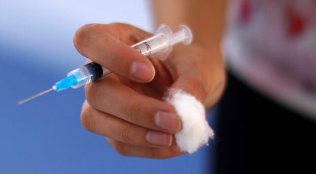 Llegan a Chile casi 160 mil dosis de vacunas de la alianza COVAX