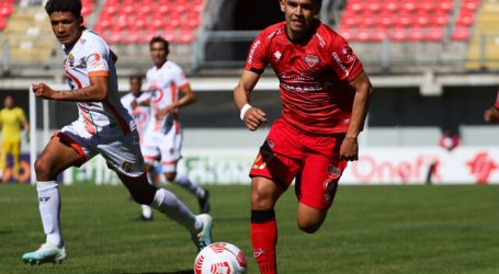 Ñublense superó a Cobresal en Chillán con dos goles sobre el final