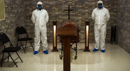 Perú informa de más de 3.000 nuevos casos y de 400 muertes en el último día