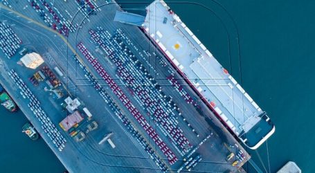 Puerto San Antonio: Descarga de autos nuevos creció 79% en el primer trimestre