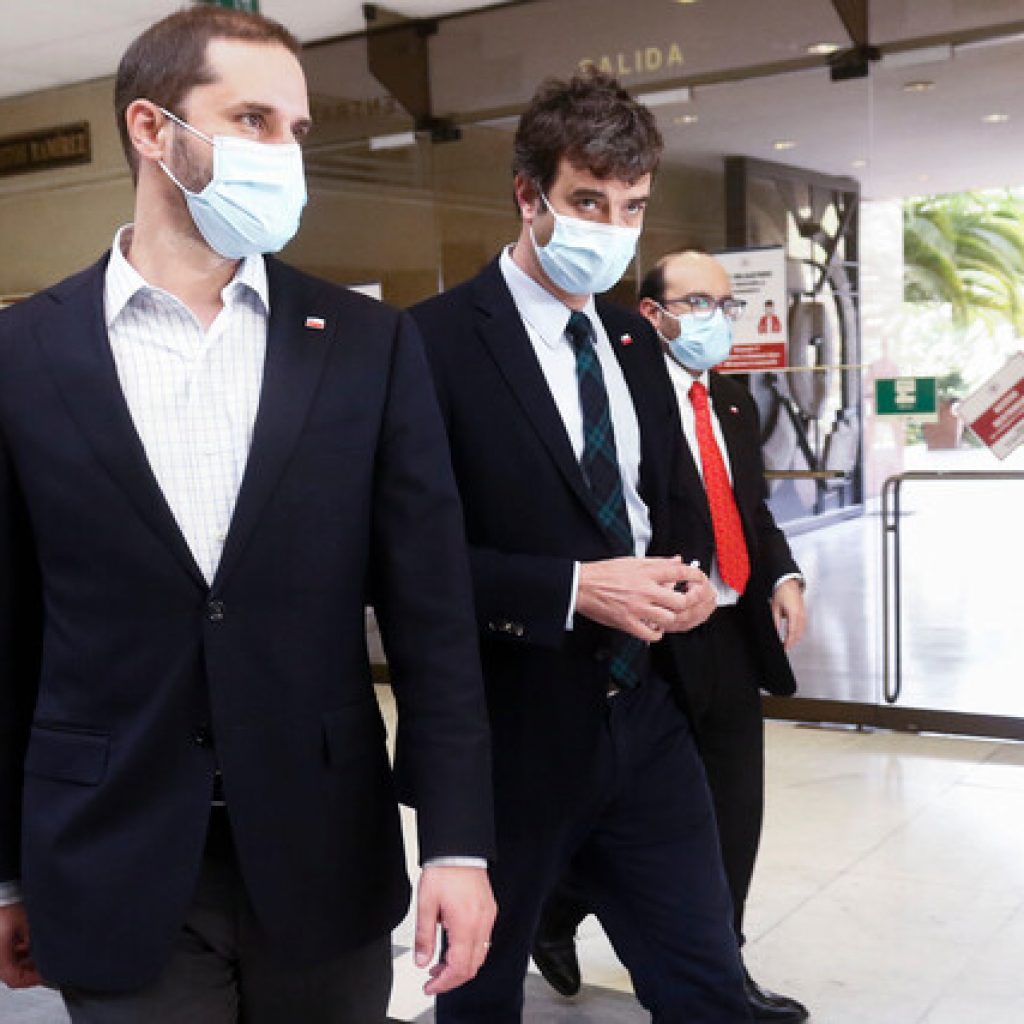 Gobierno se abre a posibilidad de presentar proyecto propio de retiro de fondos