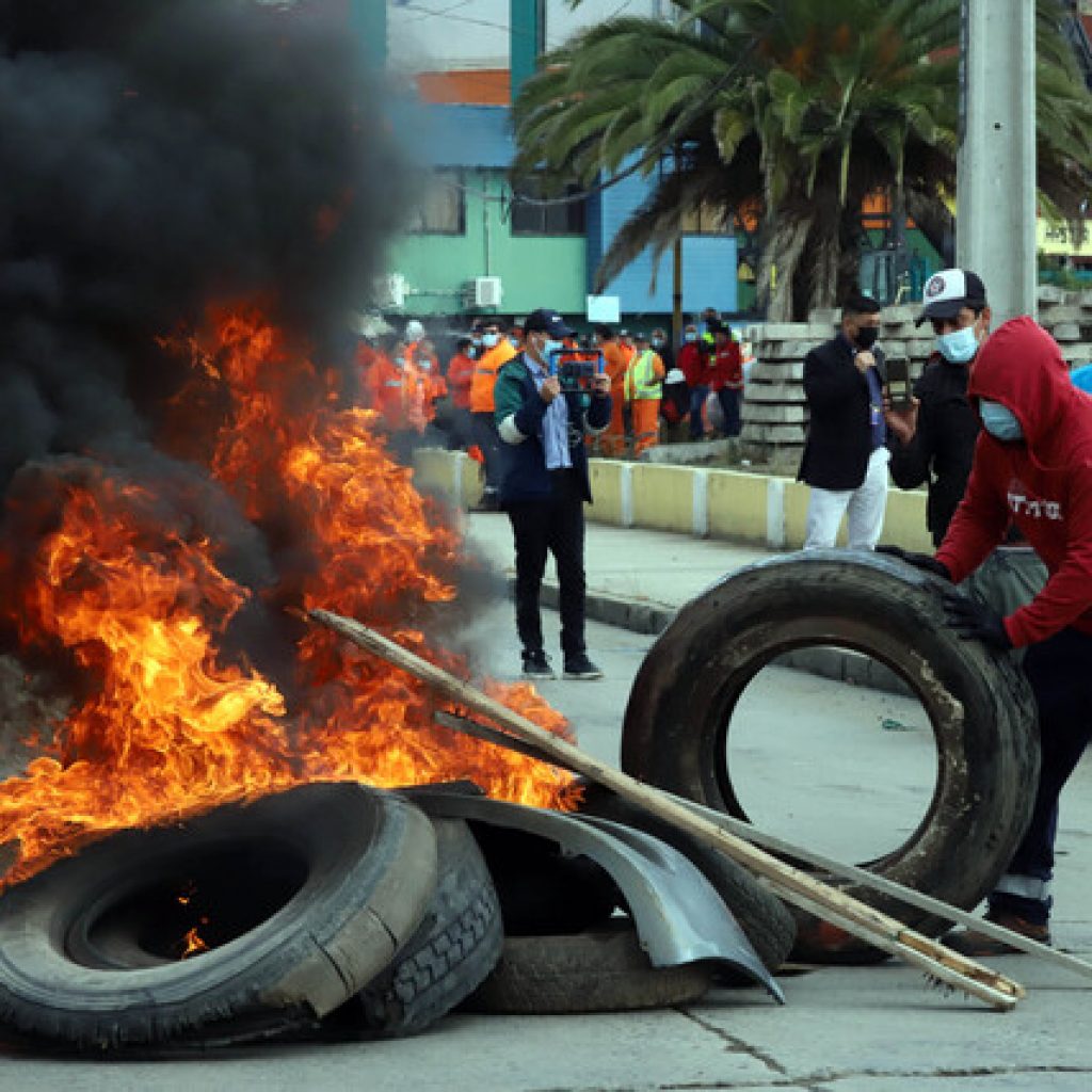 Al menos 9 detenidos en la capital tras noche de protestas por el tercer retiro