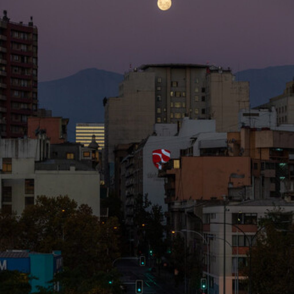 La 'Superluna Rosa' se apreciará en Chile en la noche del 26 al 27 de abril
