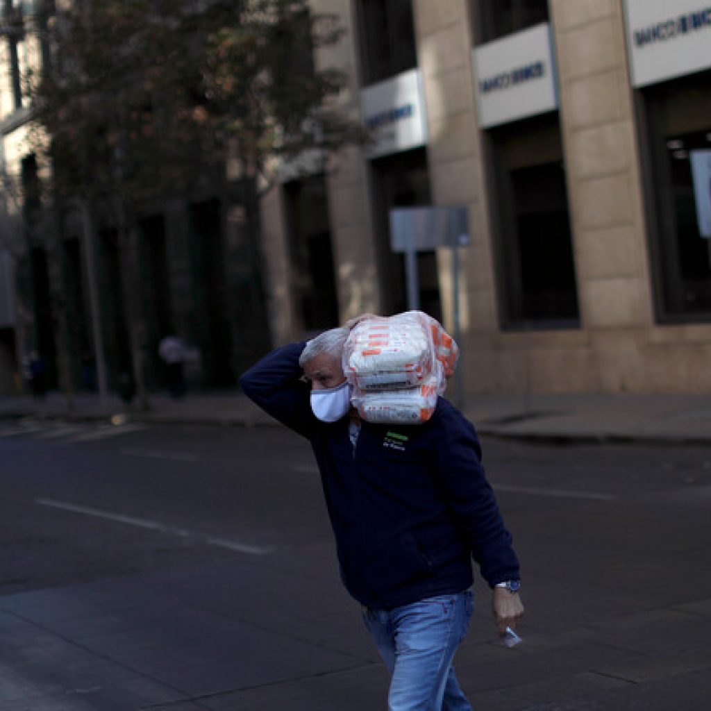 “Paso a Paso”: Tres comunas retroceden a Cuarentena y tres a Transición