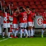 Libertadores: Carlos Palacios fue expulsado en goleada del Inter sobre Táchira