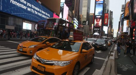 EEUU: Un tiroteo en Nueva York deja un muerto y dos heridos