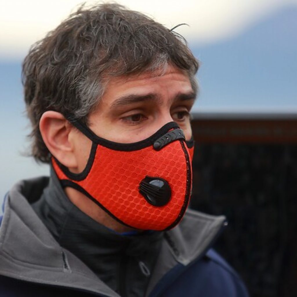 Indagan círculo del alcalde de La Reina por vicios en contratos de publicidad