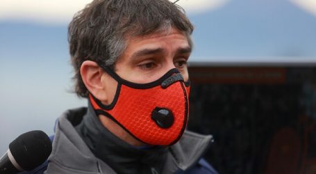 Indagan círculo del alcalde de La Reina por vicios en contratos de publicidad