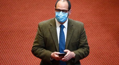 Diputado Kort cuestiona presentación del juez Baltasar Garzón ante CPI