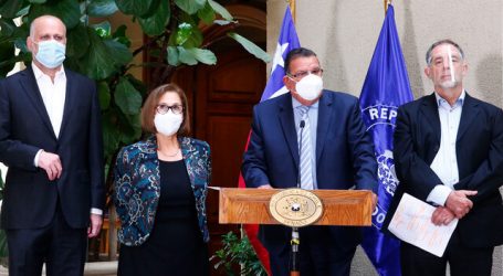 Senadores piden al Gobierno no trabar ley de Fármacos II