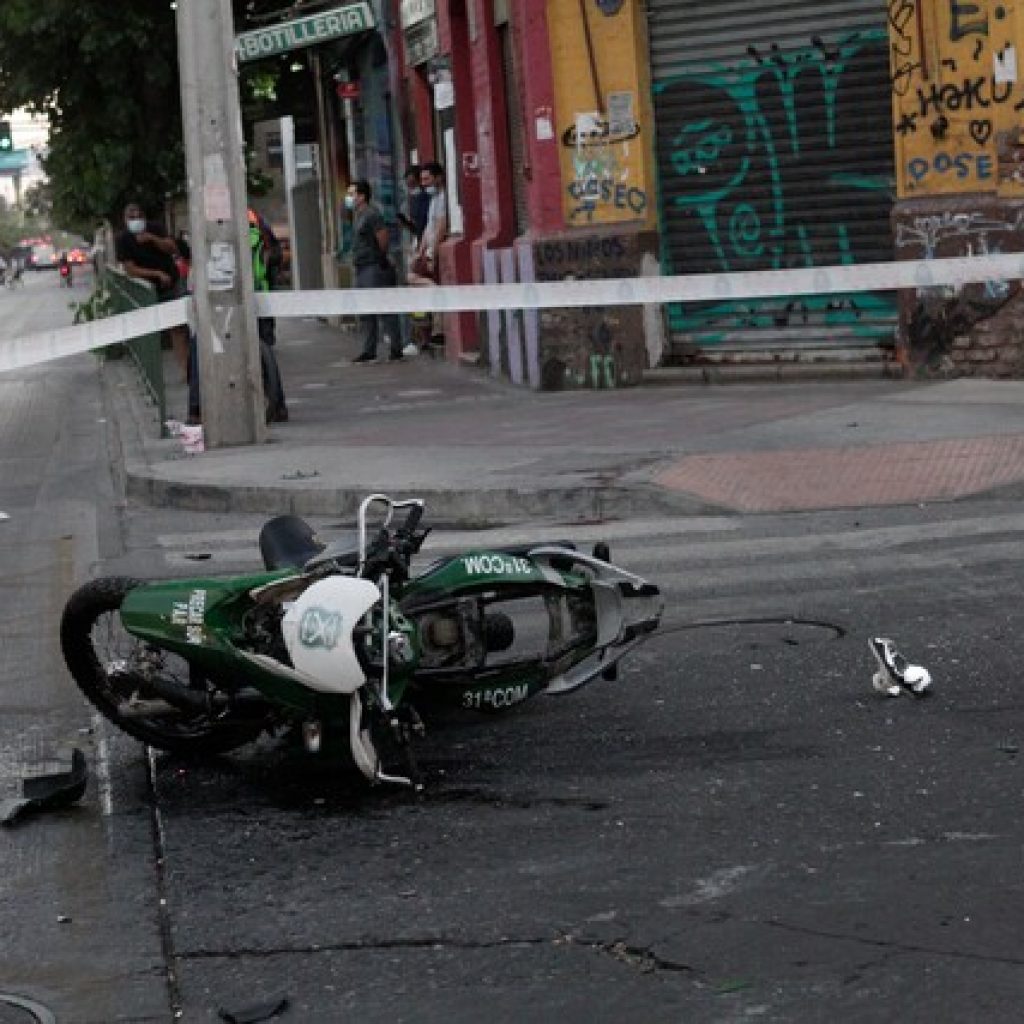 Conductor ebrio chocó a motorista de Carabineros en la Costanera Norte