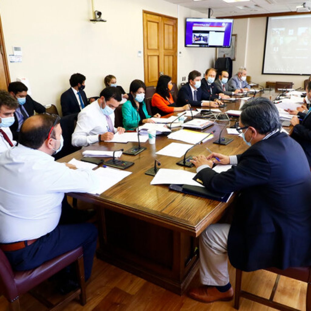 Comisión de Hacienda despacha con modificaciones el proyecto de royalty minero