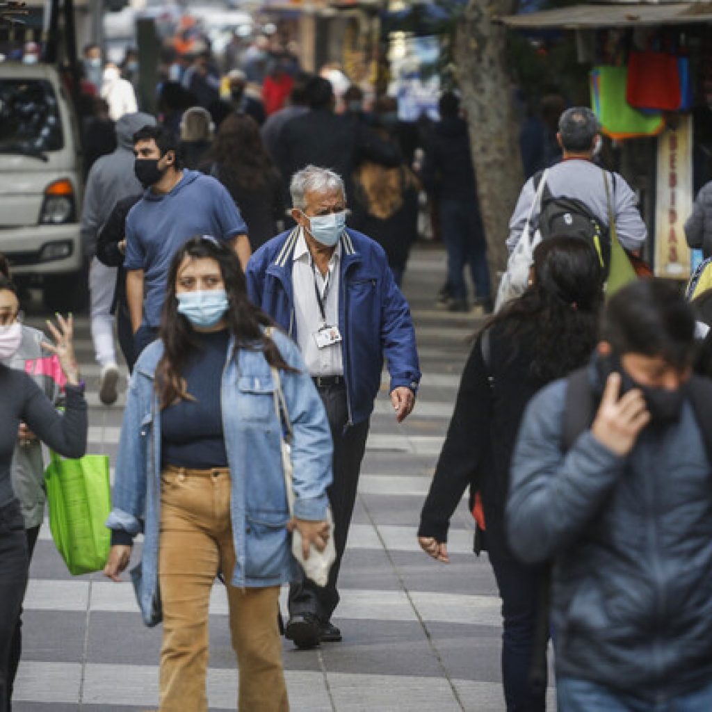 Número de deudores morosos en Chile baja por tercera vez consecutiva