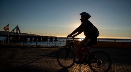 Gobierno retrasa horario de toque de queda a partir del miércoles