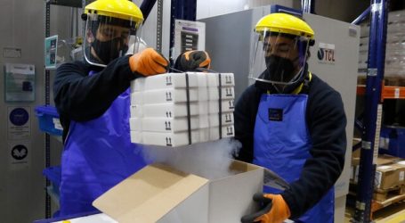 Llegó a Chile nuevo cargamento con 270 mil vacunas Pfizer-BioNTech