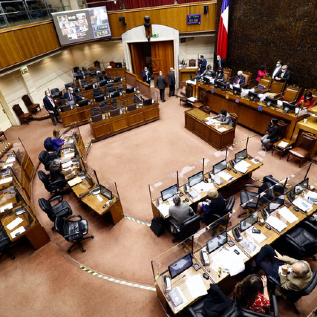 Carga familiar en salud: Cualquiera de los cónyuges podrá ser carga del otro