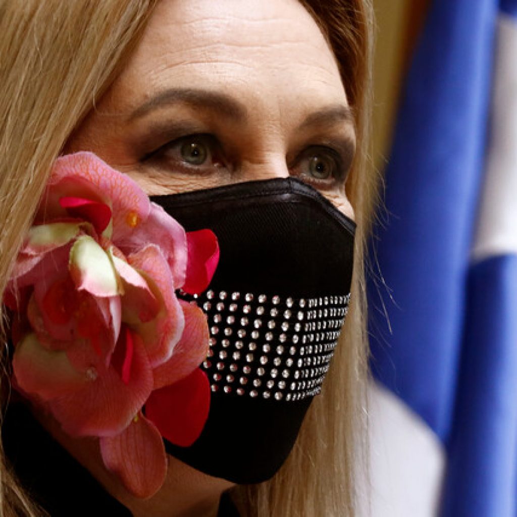 Cadem: Pamela Jiles mantiene liderazgo en la carrera presidencial