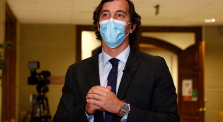 Diputados UDI se suman a propuesta de Lavín por carnet Pyme