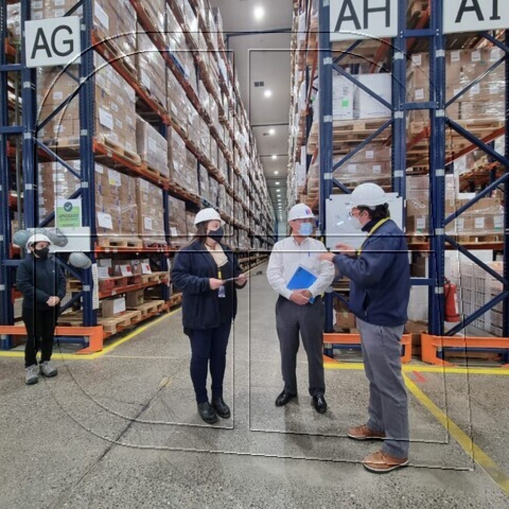 Llegó a Chile nuevo cargamento con 226 mil vacunas Pfizer -BioNTech