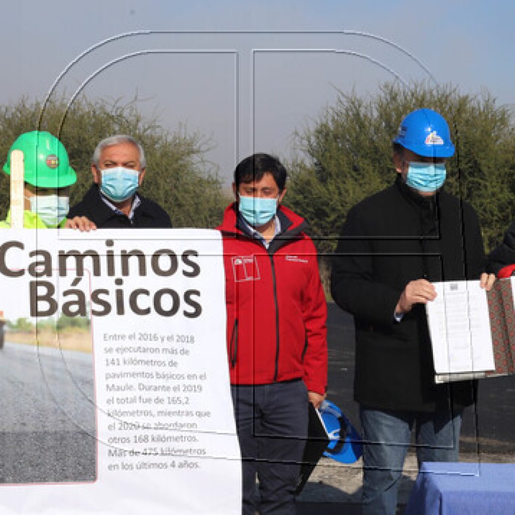 Moreno supervisa obras que potenciarán generación de empleo en el Maule