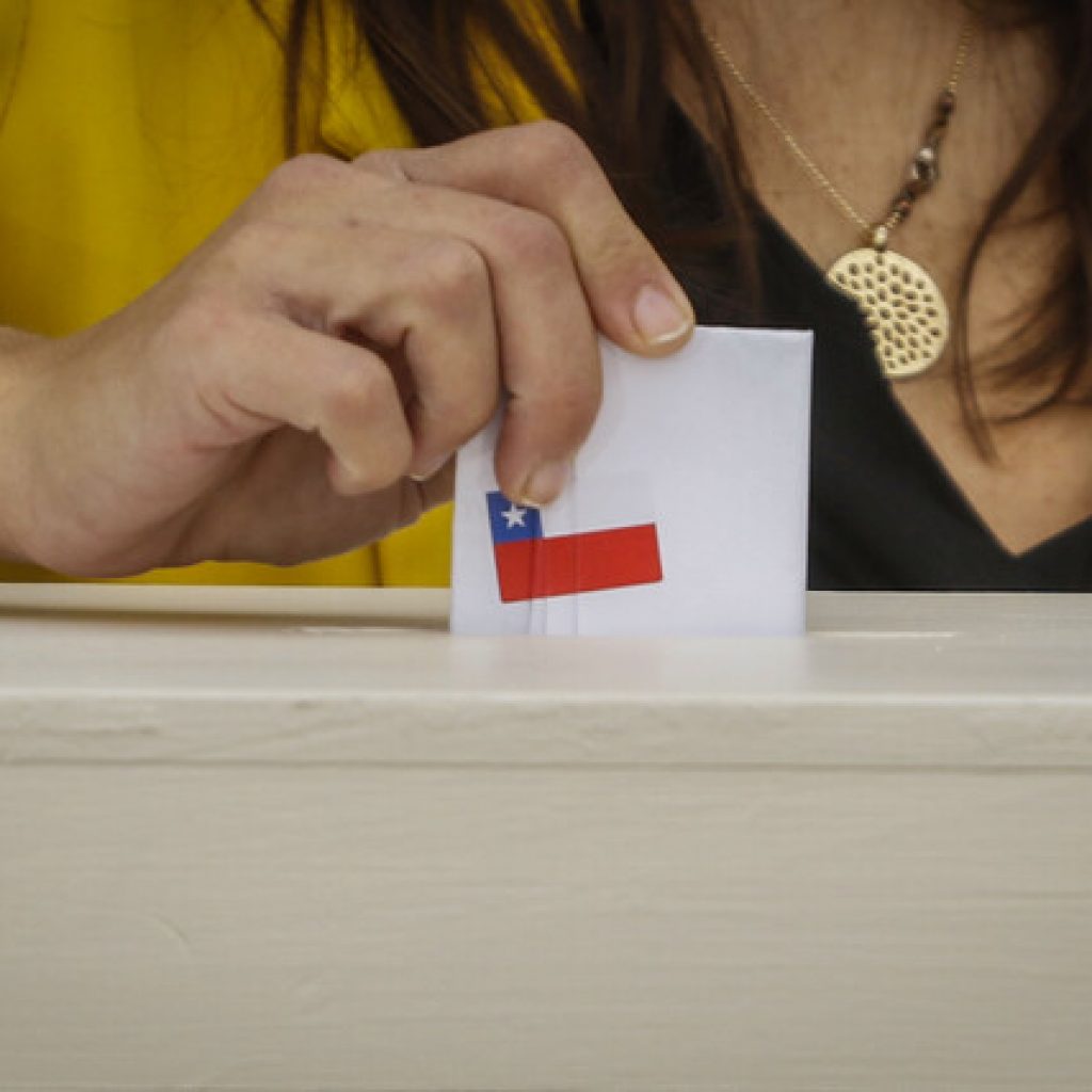 Comisión de Gobierno Interior revisa proyecto que repone voto obligatorio