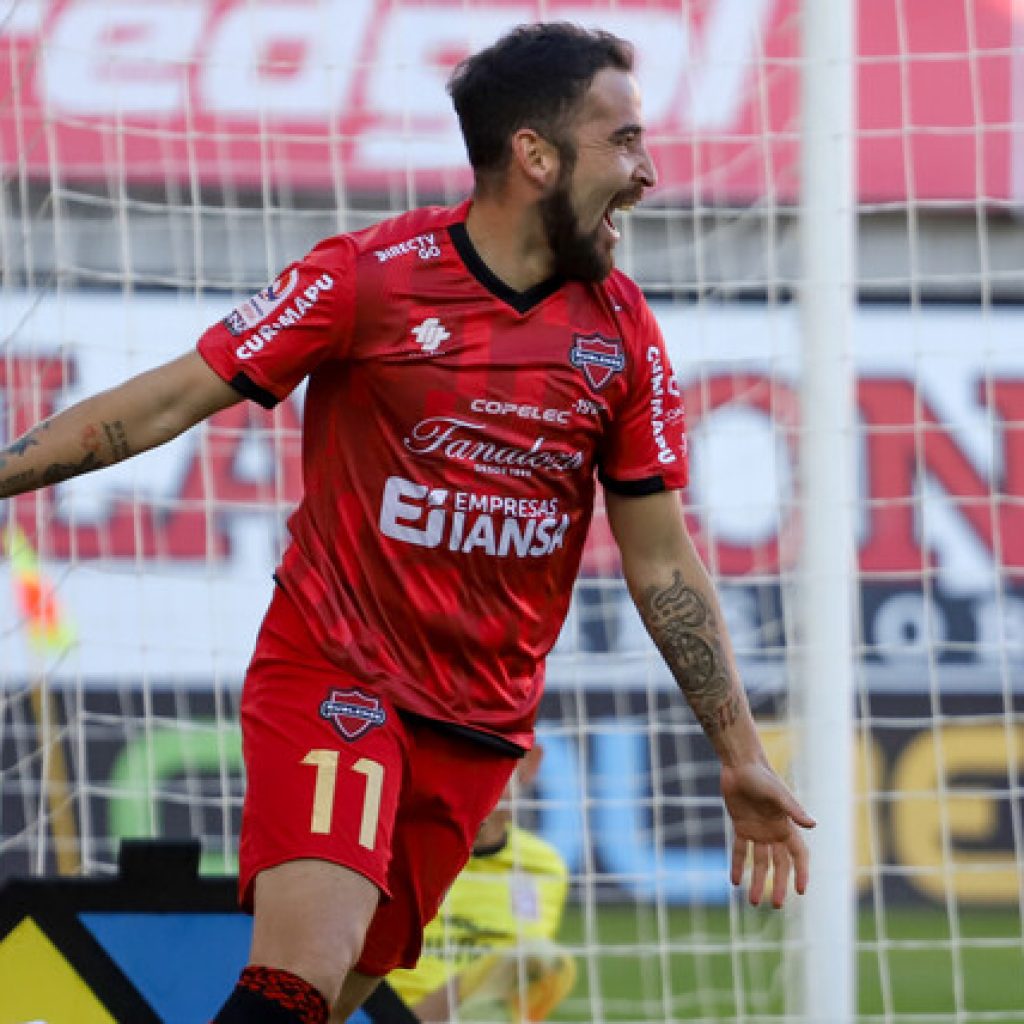 Ñublense venció en Chillán a Curicó Unido y alcanza el liderato del torneo