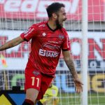 Ñublense venció en Chillán a Curicó Unido y alcanza el liderato del torneo