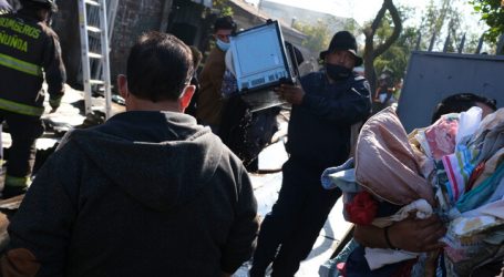 Cuatro personas fallecieron en incendio en la comuna de Peñalolén