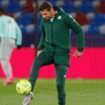 El Betis inaugura la puerta 'Joaquín Sánchez' en el Benito Villamarín