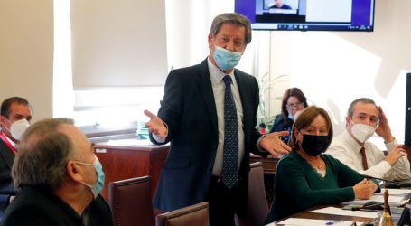 Comisión de Hacienda rechaza el monto del reajuste del salario mínimo