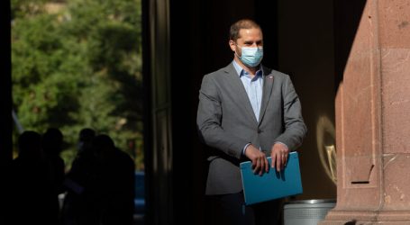 Bellolio asegura transparencia de Mesa Asesora Covid tras críticas del Colmed