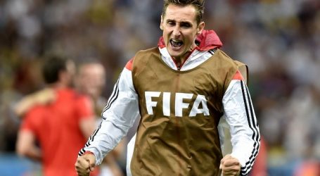 Miroslav Klose detiene su carrera de entrenador por culpa de una trombosis