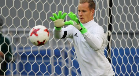 Ter Stegen se somete a terapia en su rodilla derecha y se pierde la Euro 2020