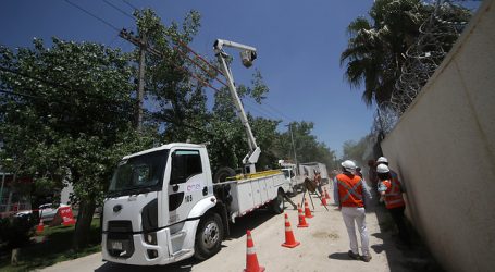 Enel activa plan preventivo por pronóstico de lluvia en la Región Metropolitana