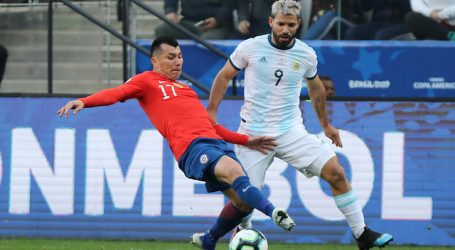 Sergio Agüero sería baja para el duelo con la “Roja” por Covid-19
