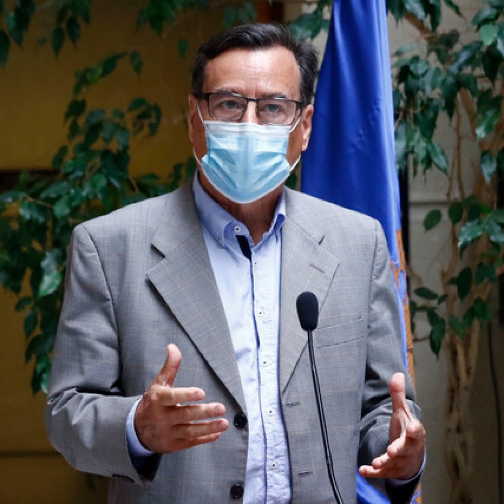 Urrutia valoró prohibición a Isapres de subir precios de planes en pandemia