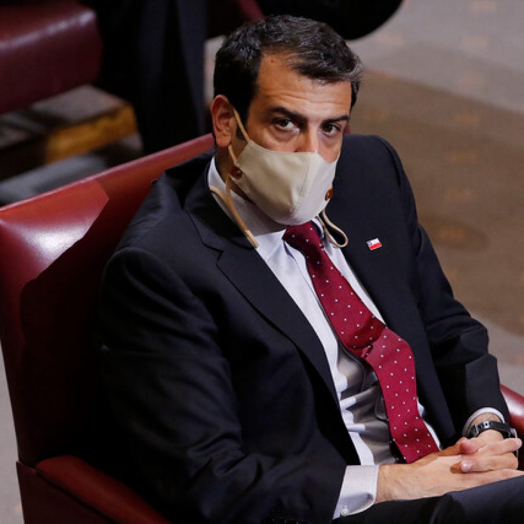 Ministro Delgado: “Nosotros respaldamos los dichos del ministro Paris”