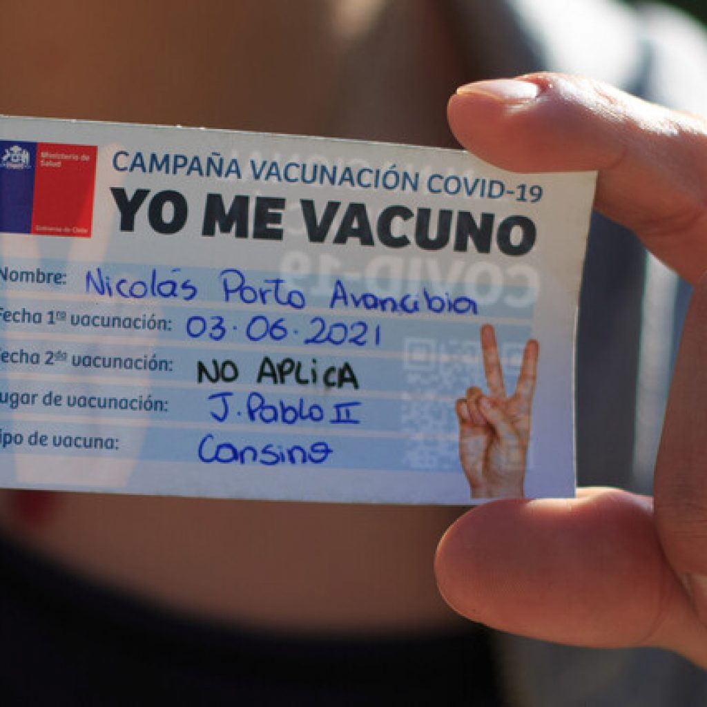 Covid-19: 8.180.288 personas completaron su proceso de vacunación en Chile
