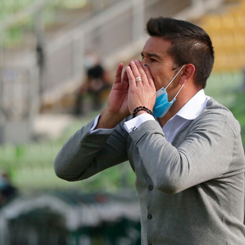 Víctor Rivero dejó de ser el entrenador de Santiago Wanderers