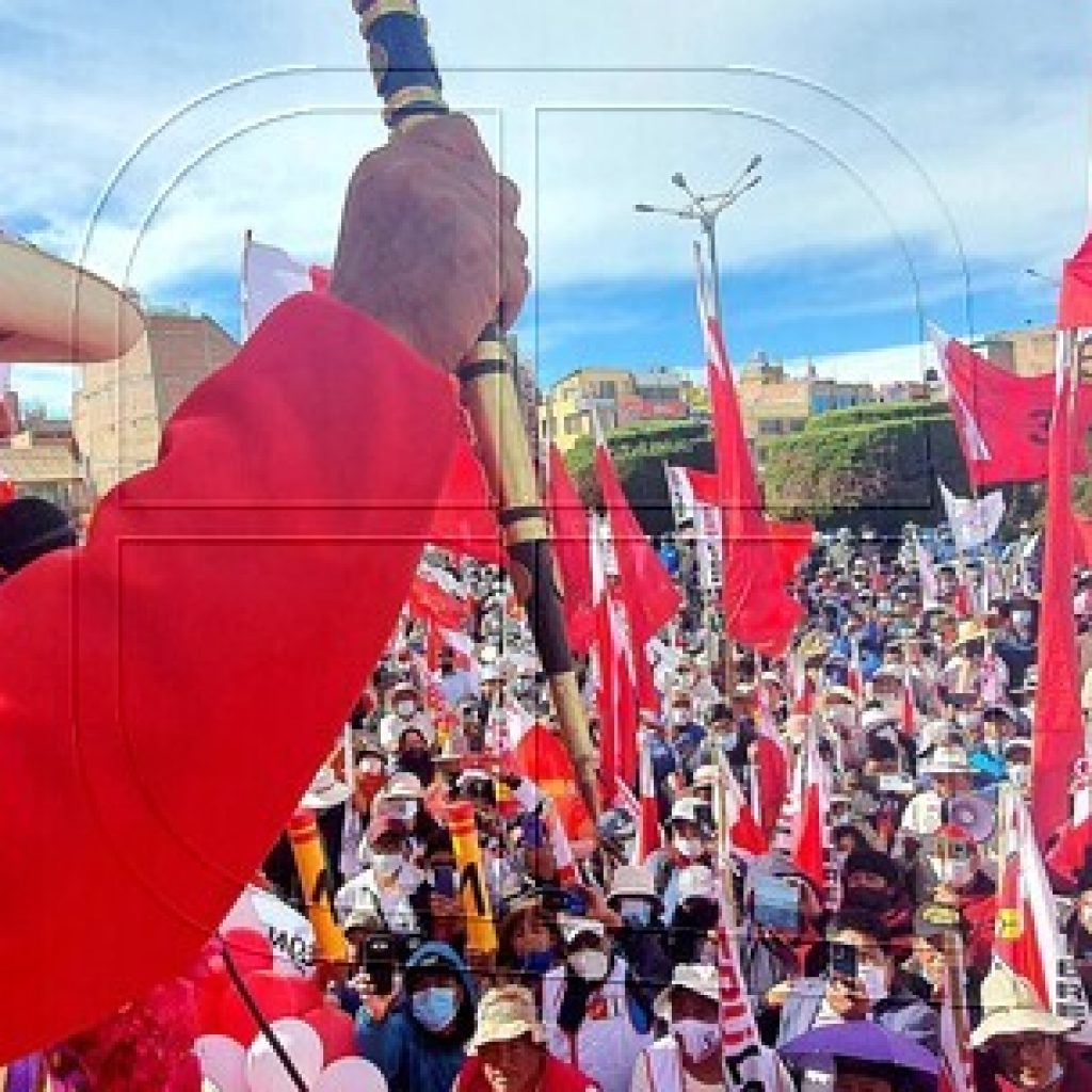 Expresidentes iberoamericanos piden la proclamación de Castillo en Perú