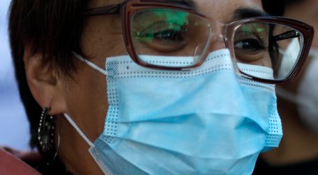 Karina Oliva realiza cierre de campaña para elecciones de gobernador/a de la RM