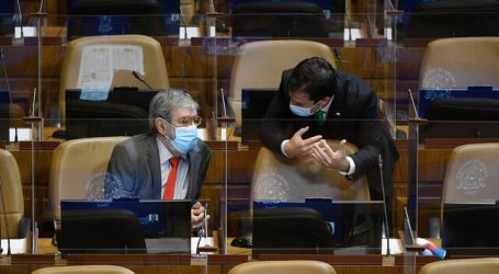 Bancada PS respaldó proyecto que restablece voto obligatorio en elecciones