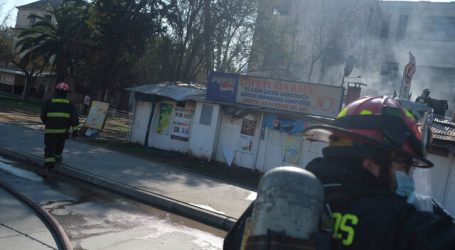 Incendio afectó a cafetería del Hospital Barros Luco en San Miguel