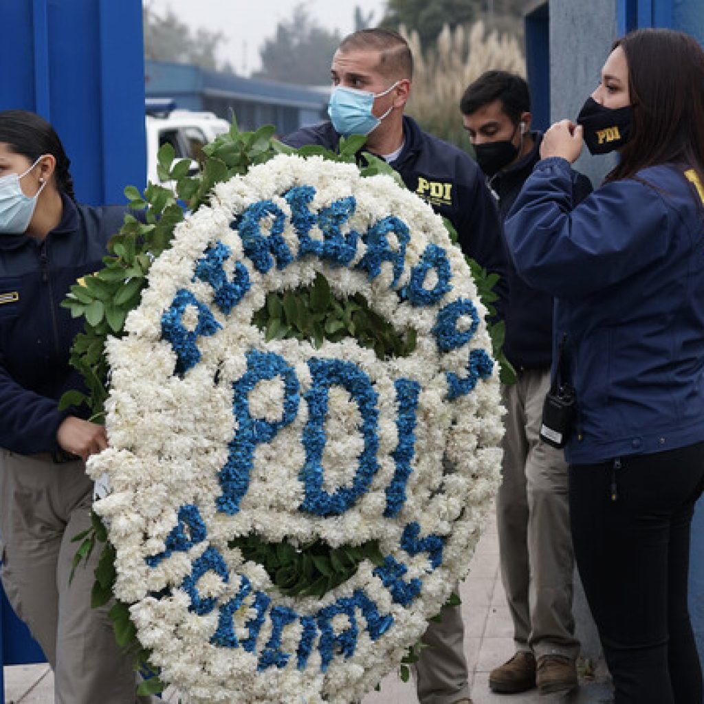 Piñera asistió a funeral de funcionaria de la PDI asesinada en La Pintana