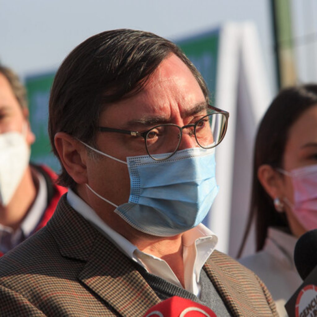 Autoridades encabezan vacunación masiva móvil en Lo Valledor