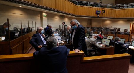 Norma que pone tope a las tarifas de exámenes será votada en Sala del Senado